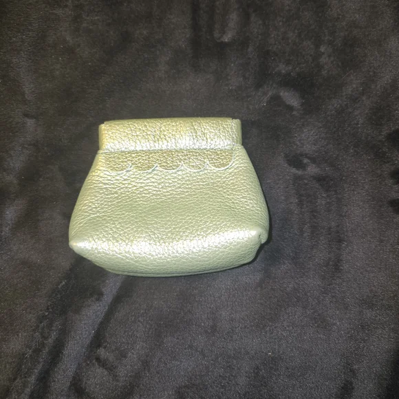 Portland Leather Penny Pouch in Beetle - Picture 2 of 3